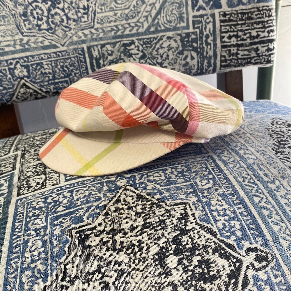 Burberry Checked Flat Cap - image 3